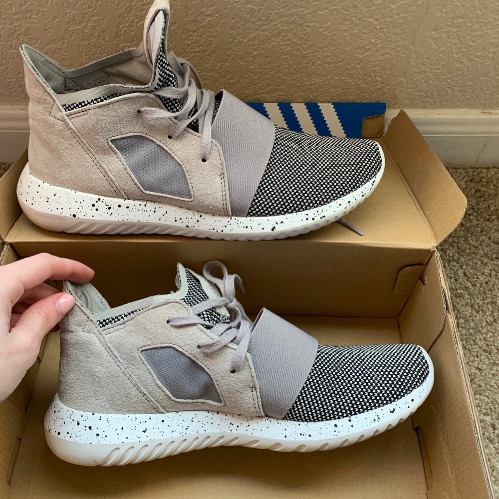 Adidas Tubular Defiant